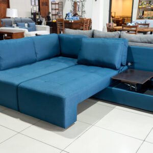 Sillón Cama-Baúl con mesa tipo bar - con usb y conector