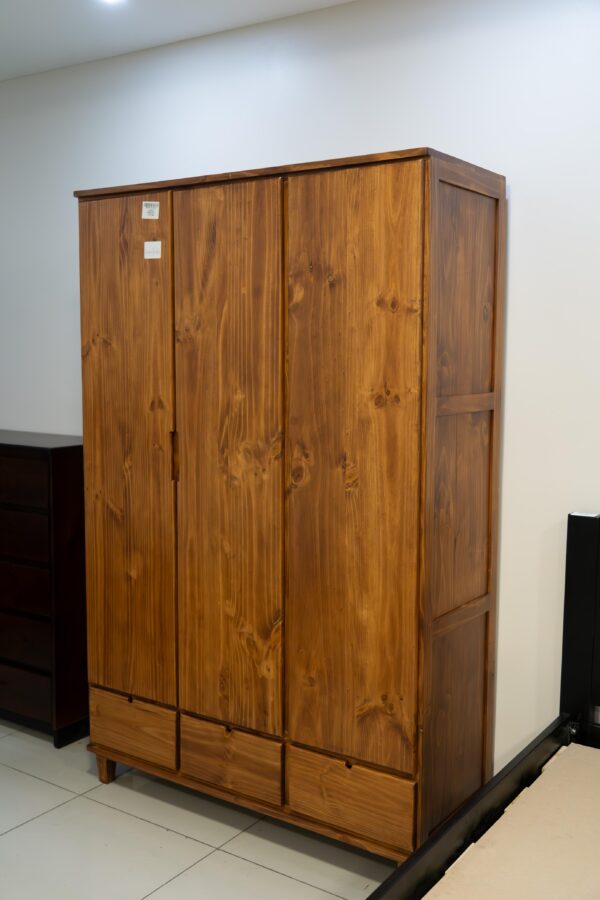 Clóset Estilo Zúrich de 130 cm en Madera de Pino