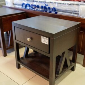 Mesa de Noche en Laurel