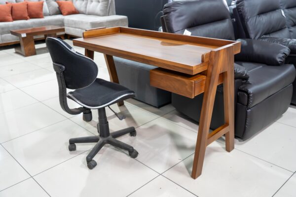 Escritorio de Laurel de 1.20 m